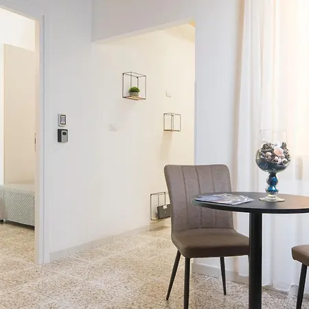 Guest house Mr. Brown - Marconi 4*