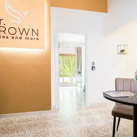 Mr. Brown - Marconi Guest house