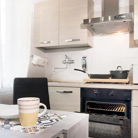 Mr. Brown - Marconi Guest house 4*