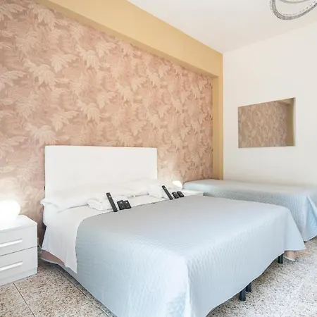 Mr. Brown - Marconi Gæstehus Rom